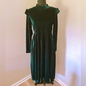 Green Vintage Velvet Dress
